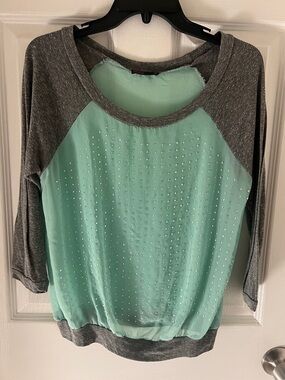 Joyce Leslie Mint Green and Gray Raglan Studded Top